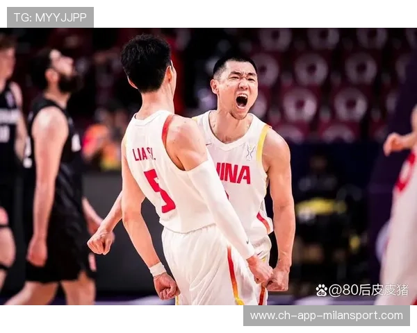 拼搏是中国篮球最亮的底色，篮球的拼搏精神